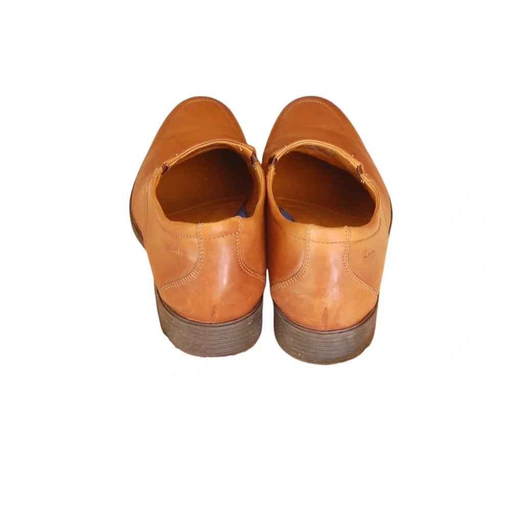 Clarks Men's Light Brown Leather Slip-Ons